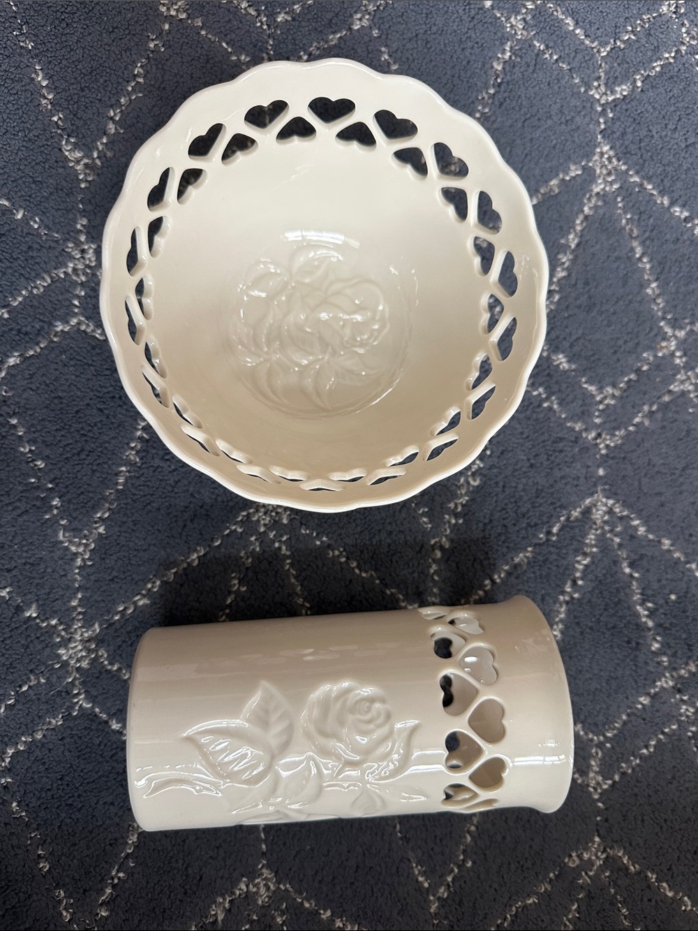 Lenox Ivory Heart-Cut Ceramic Bowl and Vase Set